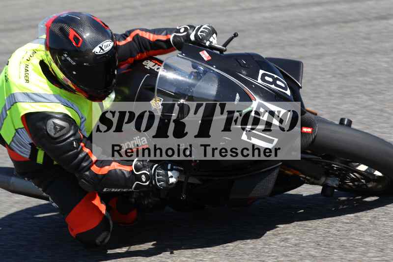/43 08.08.2025 Discover the Bike ADR/Race 3 rot/178